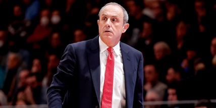 Basket, Messina ai tifosi di Milano: "Io responsabile ma state con la squadra"