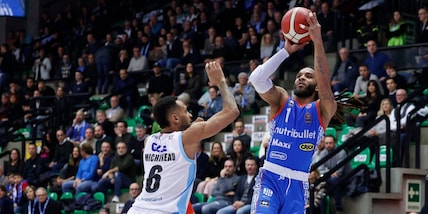 Basket, Banks trascina Treviso: Napoli battuta in volata