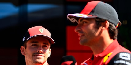 F1 Ferrari, Sainz: "Atmosfera fantastica, con Leclerc è una sfida continua"