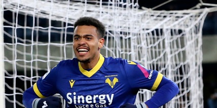 Il Verona si gode Ngonge: lo scorpione, l'amico Evenepoel e l'amore per Lazovic