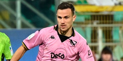 Verre come Mascara e Stankovic: gol da centrocampo in Palermo-Frosinone
