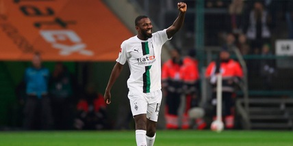 Bundesliga, il Bayern in 10 cade a Monchengladbach: a segno anche Thuram