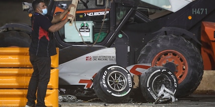 F1, in mostra la Haas di Grosjean che prese fuoco in Bahrain