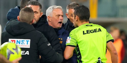 Furia Mourinho: "Serra è di Torino e giochiamo con la Juve, mi vogliono fuori"