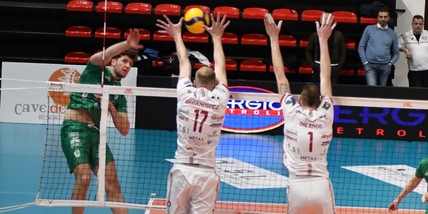 Lagonegro supera Motta ma solo al quinto set