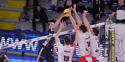 Vibo ha vinto la Regular Season, Castellana Grotte e Santa Croce ko