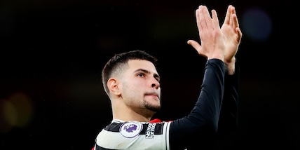 Bruno Guimaraes, l'anima umile del Newcastle: il 39 per il papà e il regalo al villaggio