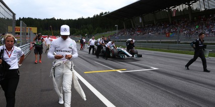 F1, Hamilton fa festa e non va allo show di Londra