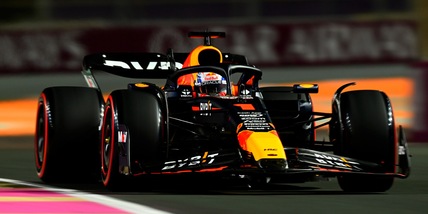 Clamoroso Verstappen: fuori in Q2, parte quindicesimo in GP Arabia Saudita