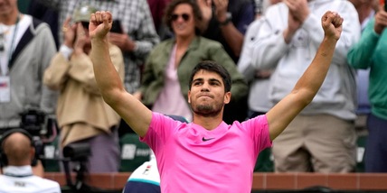 Tennis, Alcaraz trionfa a Indian Wells: Medvedev ko in finale