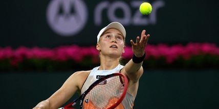 Tennis, Swiatek si ritira a Miami: infortunio ad una costola