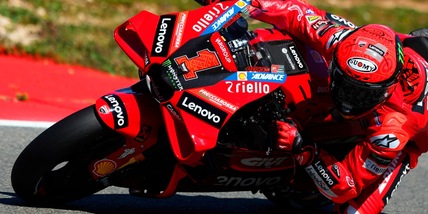 Ducati, doppietta in Portogallo: Bagnaia vince la Sprint davanti a Martin