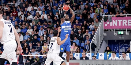 Basket: Milano ko a Brescia, Tortona fallisce l'aggancio. Vince Bologna