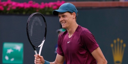 Tennis, Sinner show a Miami: stende Rublev in due set e vola ai quarti
