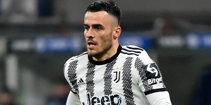 Kostic, sollievo Juventus: nessuna lesione. È a disposizione di Allegri