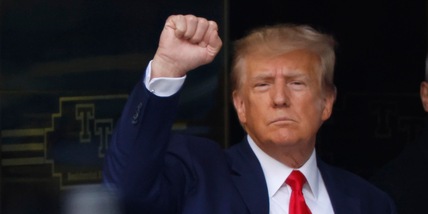 Stati Uniti, Trump in stato di arresto: niente manette ai polsi