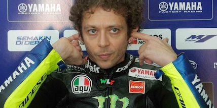 Gp Valencia, Valentino Rossi: "Non sono veloce, ma siamo tutti vicini"