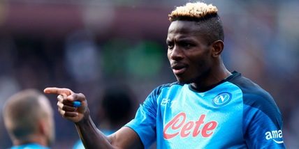 Napoli, per Osimhen terapie e lavoro in palestra