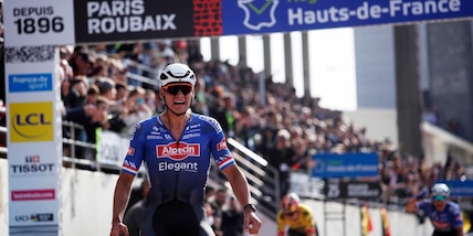 Parigi-Roubaix, trionfa Van der Poel! Ganna sesto