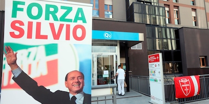 Silvio Berlusconi, nuovo bollettino: “Cauto ottimismo. Progressivo e costante miglioramento”