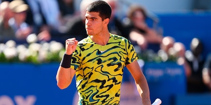 Tennis, Alcaraz vince il torneo di Barcellona: battuto Tsitsipas