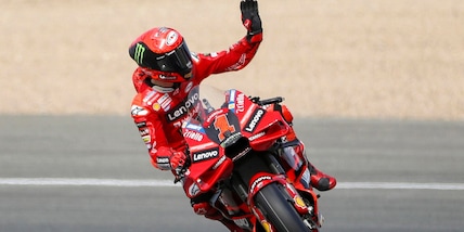 Ducati, Super Bagnaia vince a Jerez in rimonta