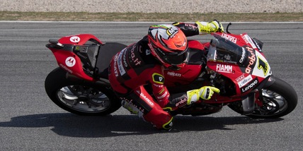 Ducati, Bautista stravince gara-1 a Barcellona. Scintille Rinaldi-Bassani