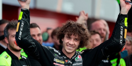 Bezzecchi trionfa a Le Mans: la dedica a Valentino Rossi e alla Ducati