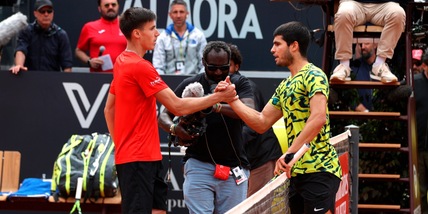 Clamoroso, Alcaraz eliminato dagli Internazionali: Marozsan vince in 2 set!