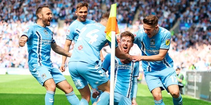 Championship, il Coventry raggiunge il Luton nello spareggio per la Premier