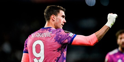 Vlahovic volta pagina: il messaggio social che carica la Juve dopo il ko