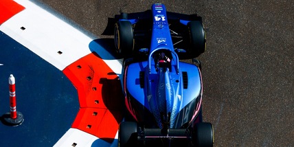 Paura a Monaco: incidente Jack Doohan in F2, macchina in fiamme