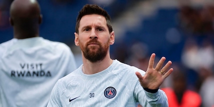 Messi, ufficiale l'addio al Psg: "Vi auguro tutto il meglio per il futuro"