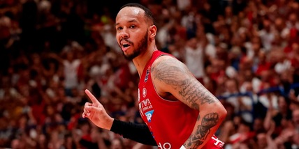 Basket, finale Scudetto: Napier show, l'Olimpia batte la Virtus in gara-1