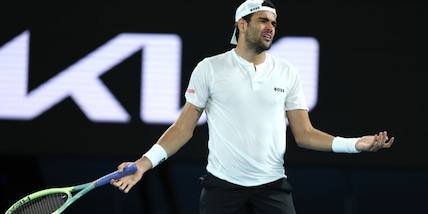 Berrettini, sconfitta e lacrime a Stoccarda: battuto da Sonego. Musetti ok