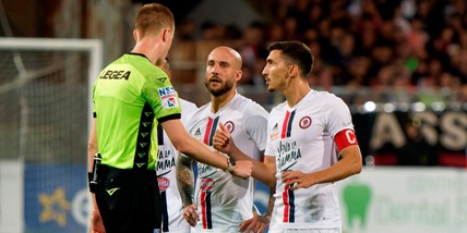 Foggia, la protesta di Canonico: "Direzione di gara fortemente discutibile"