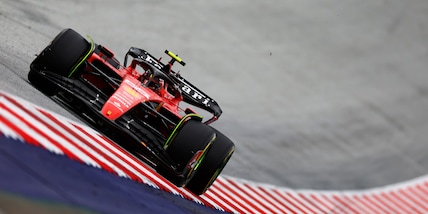 Ferrari, Sainz ironizza sulla penalità in Austria: "Ben fatto"