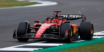 Silverstone, flop Ferrari in qualifica: pole Verstappen, poi le McLaren