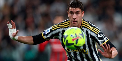 Vlahovic ritrova la Juve e incontra Giuntoli: tutti i nomi alla Continassa