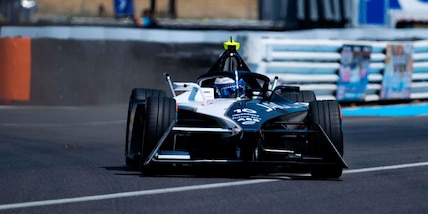 ePrix Portland, Cassidy vince una gara caotica