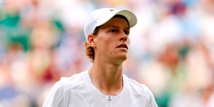 Sinner in semifinale Wimbledon: battuto Safiullin in quattro set