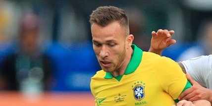 Juve, Arthur controcorrente: “No ai milioni dell’Arabia”. Speranza Premier