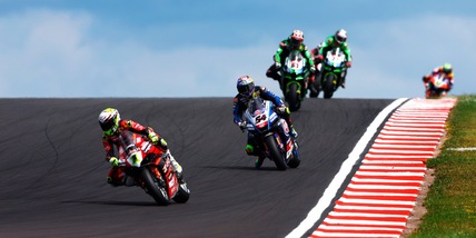 Superbike, altro colpo alla Ducati: tagliati altri giri per Imola