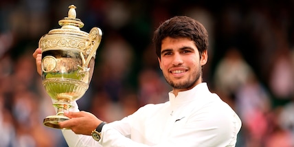 Alcaraz nuovo re di Wimbledon: abdica Djokovic, battuto in cinque set