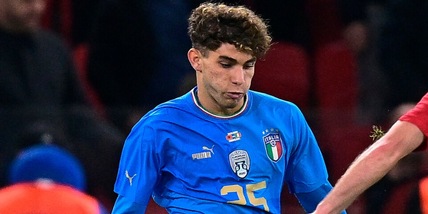 Pafundi fa già la storia dell’Italia: la maglia al Museo di Coverciano