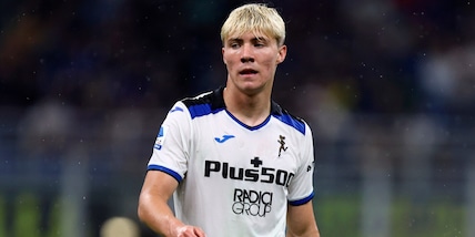 "Hojlund, l'Atalanta spaventa lo United: Ten Hag valuta alternative"