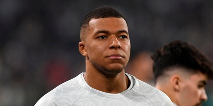 “Mbappé, l'Al-Hilal torna da Parigi a mani vuote: incontro rifiutato" “Mbappé, l'Al-Hilal torna da Parigi a mani vuote: incontro rifiutato"