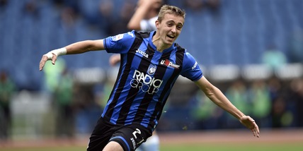 Atalanta, flirt con Maehle se Castagne se ne va