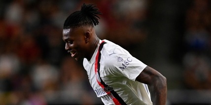 Leao e la maglia numero 10 del Milan: un numero che pesa