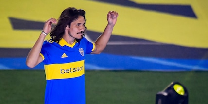 Cavani-Boca Juniors, presentato alla Bombonera: vestirà la 10 di Maradona